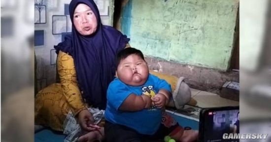 印尼16个月大婴儿重达27公斤 比一般8岁男童还重_图片