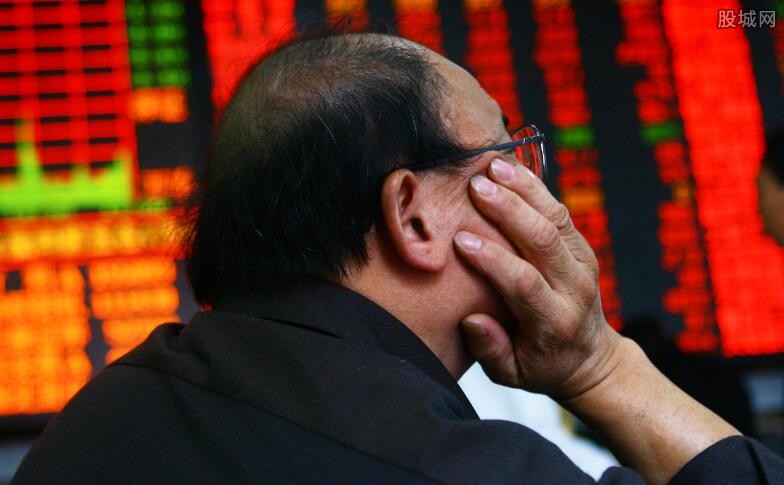 今日中国股市为何大跌
